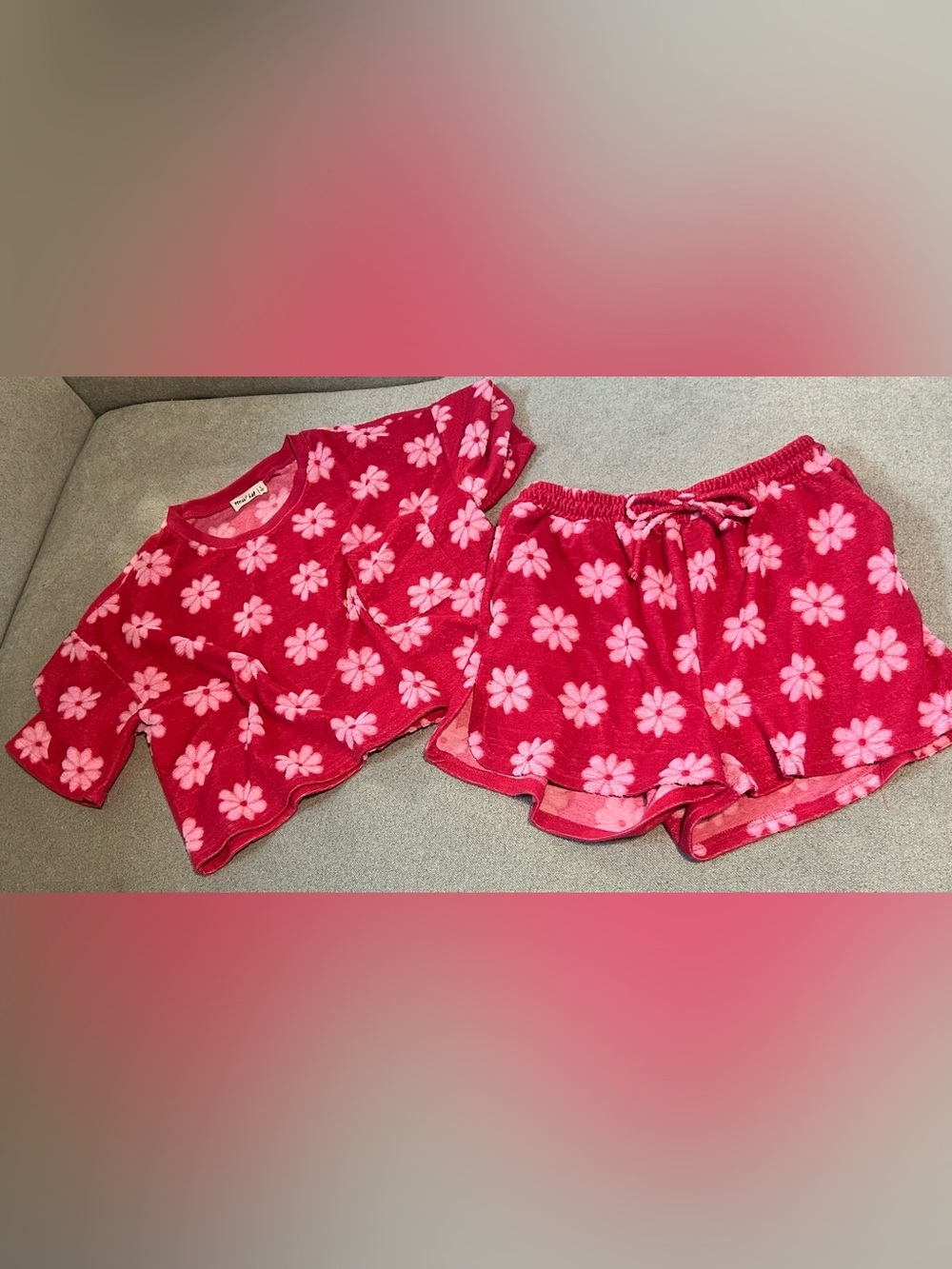 Plush Hot Pink Flower Crop Top - Shorts Set
